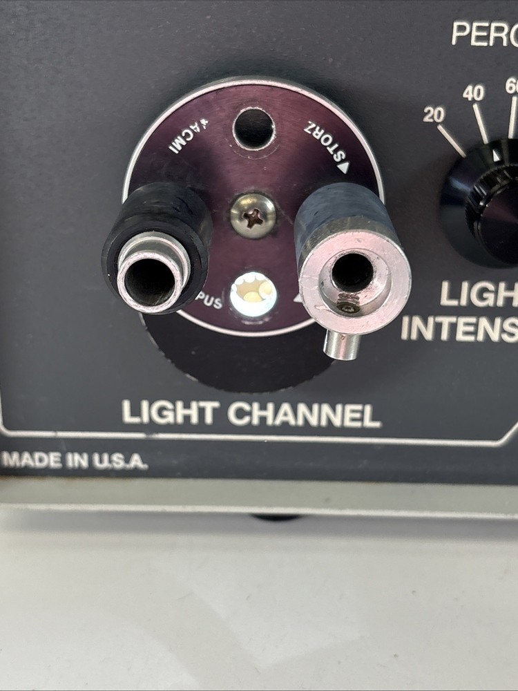 LUXTEC FIBEROPTICS HIGH INTENSITY XENON 1900 LIGHT SOURCE