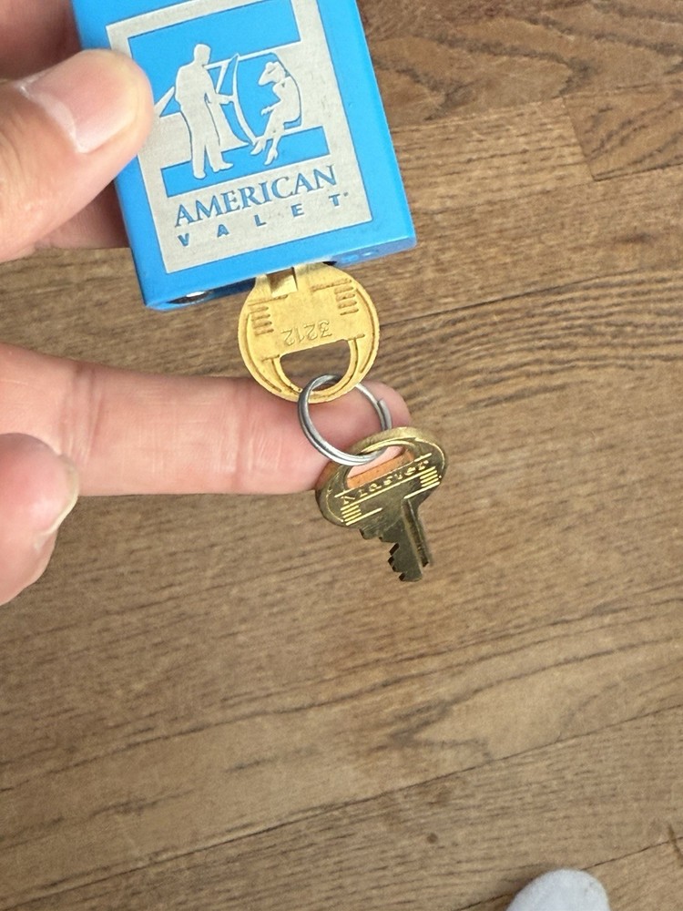 Master Lock Pro-series New , Blue