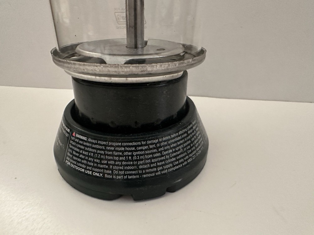 Coleman Propane Lantern 5155B With Hardshell Carry Case with handle