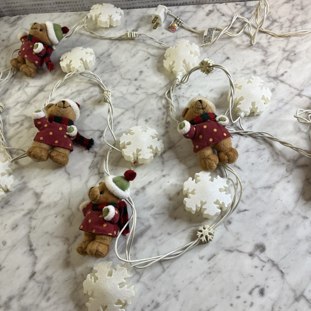 Avon Holiday Bear Light string Snowflake Vintage 2005 Topwell 128in String Light