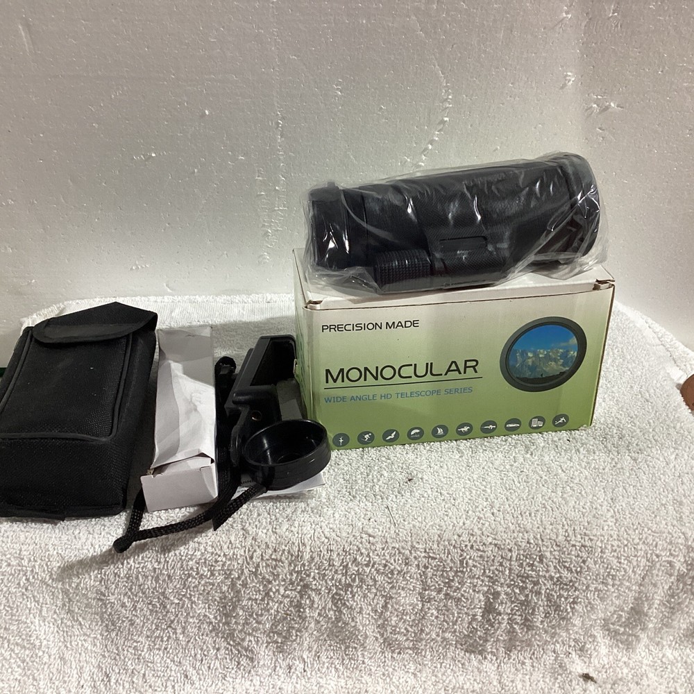 Precision Made Monocular with Quick Alignment Smart Phone Holder