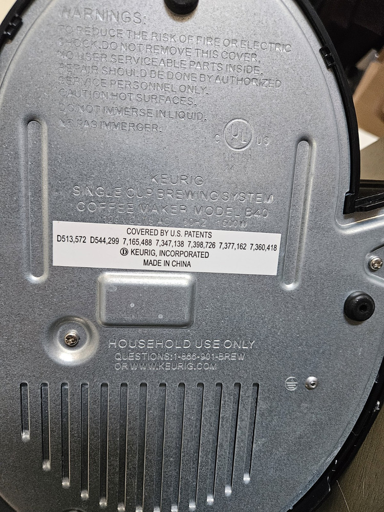 Keurig Single Cup Brewing System Coffee Maker Model B40 NOB