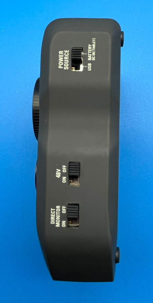 Zoom U-22 Handy Audio Interface 120US