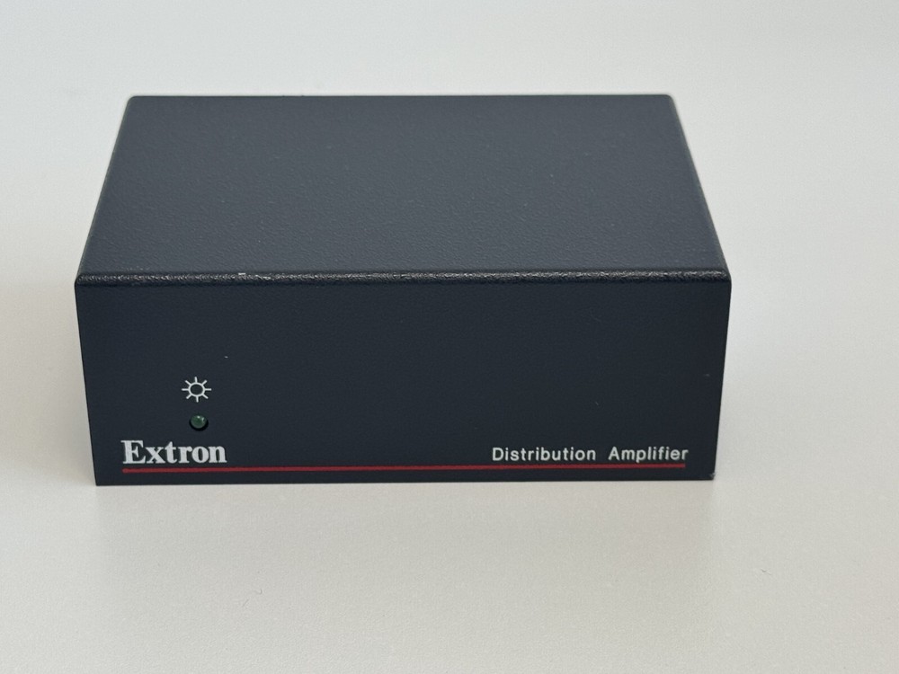 Shelf 36: EXTRON DISTRIBUTION AMPLIFIER MDA 3SV (33-1720-02)