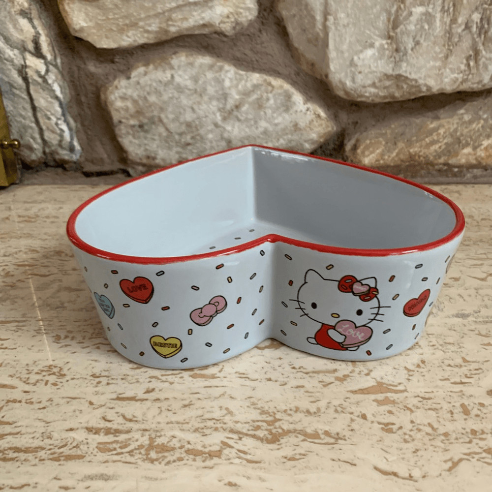 Hello Kitty Valentines heart shaped Baking dish