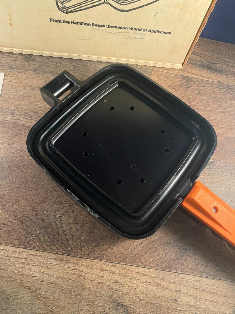 Vintage HAMILTON BEACH "Little MAC" 60 Second Burger Machine