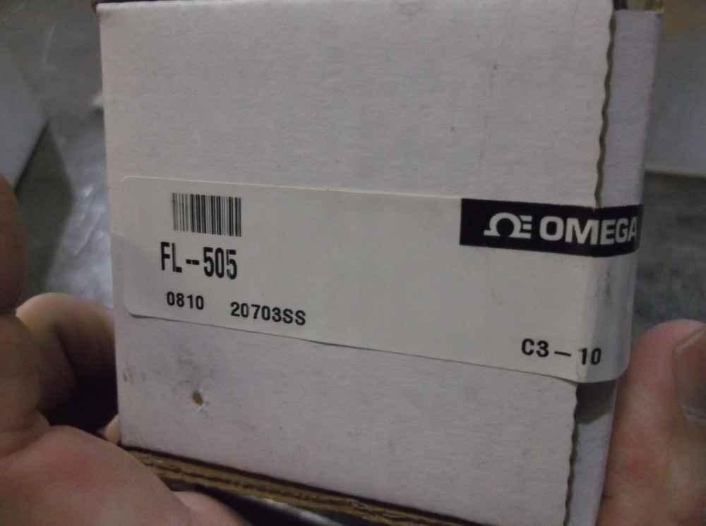 NIB OMEGA FL-505 IN-LINE FLOWMETER (400)