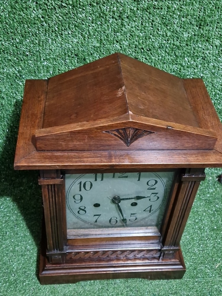 Vintage Wall Mantle Clock Oak Case Missing Key Untested Unbranded