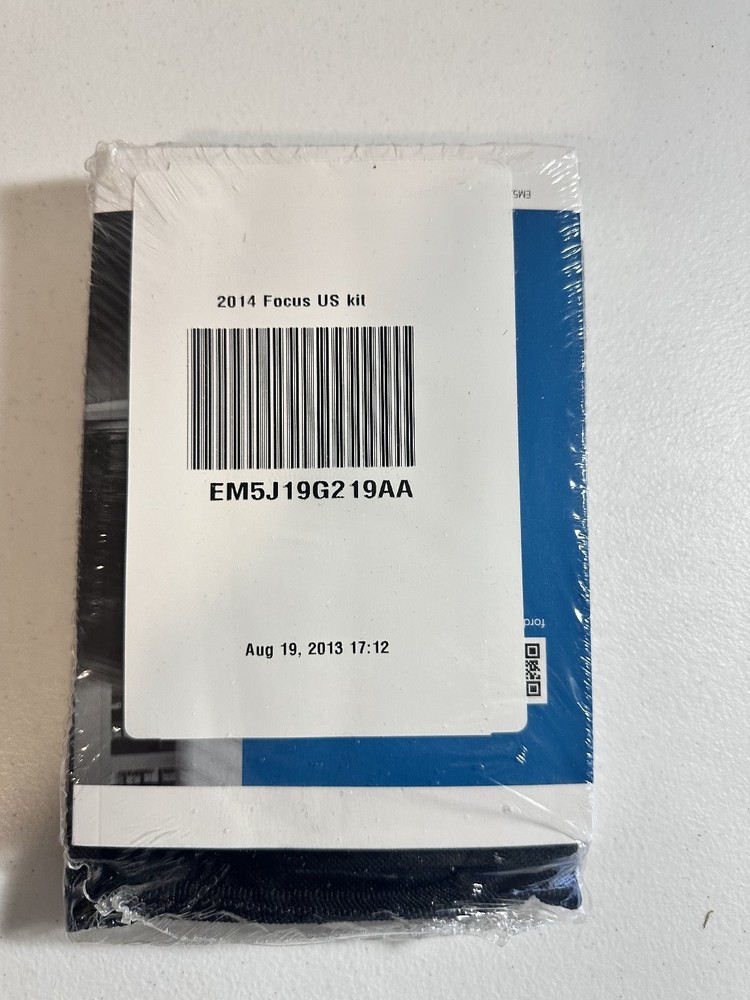 2014 Ford Focus Owner's Manual Set OEM
