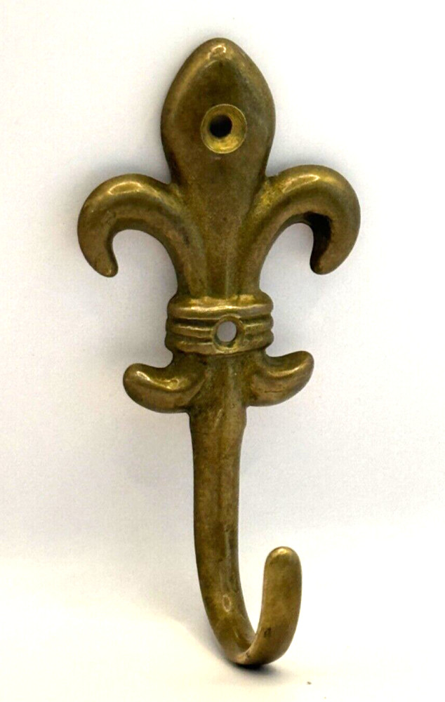VINTAGE BRASS WALL HOOK FLEUR DE LIS