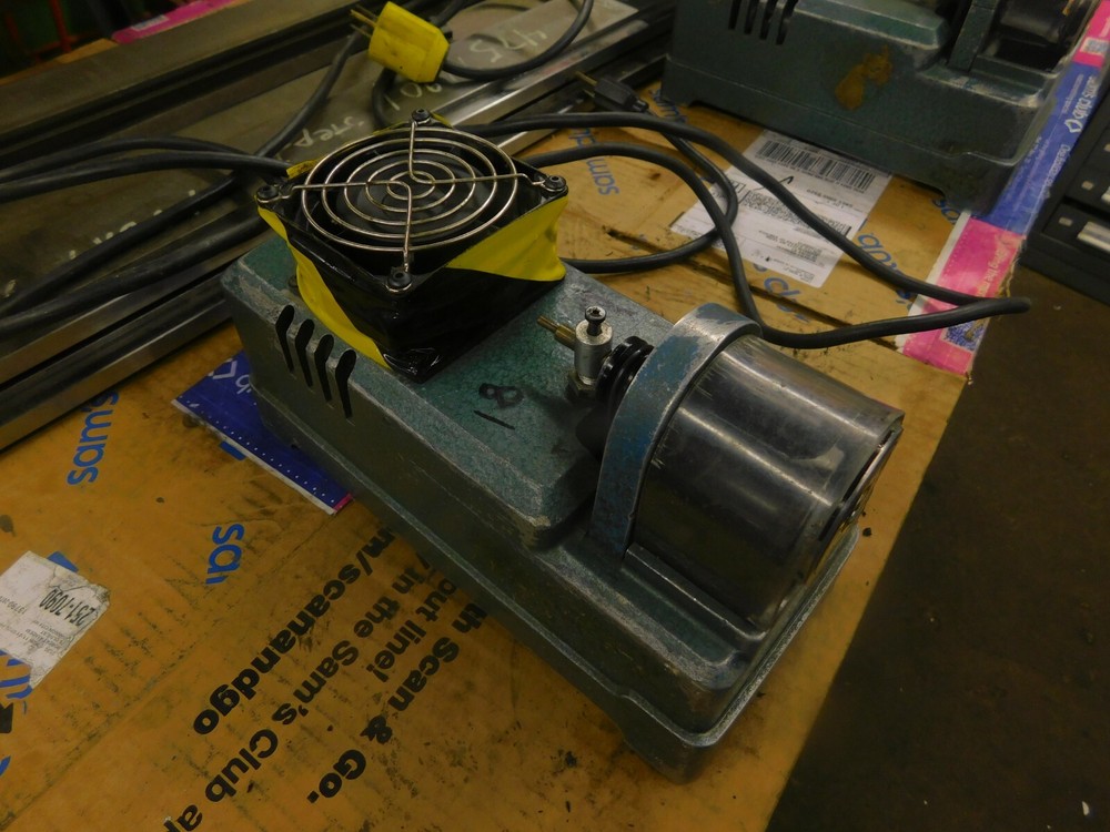 Carpenter Manufacturing Model 70-B Swing Blade Wire Stripper