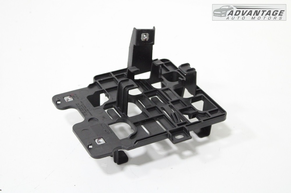2019-2023 CHEVROLET BLAZER COMMUNICATION INTERFACE MODULE BRACKET 84129868 OEM