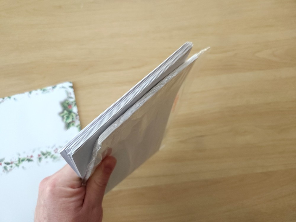 GeoPaper Customizable Christmas Stationary & Envelopes