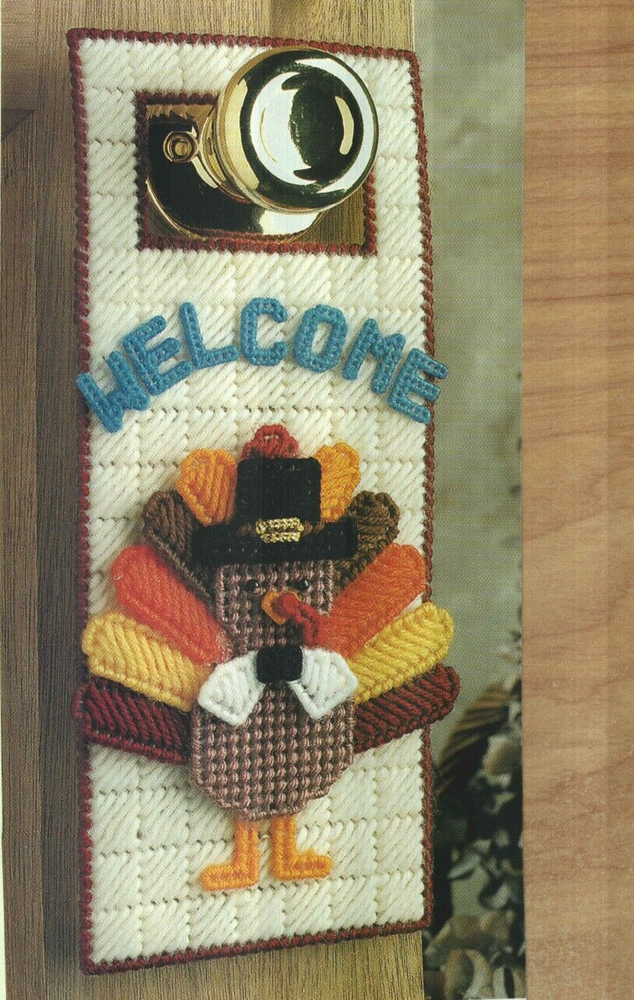 TOM THE TURKEY DOOR HANGER THANKSGIVING PLASTIC CANVAS PATTERN INSTRUCTIONS