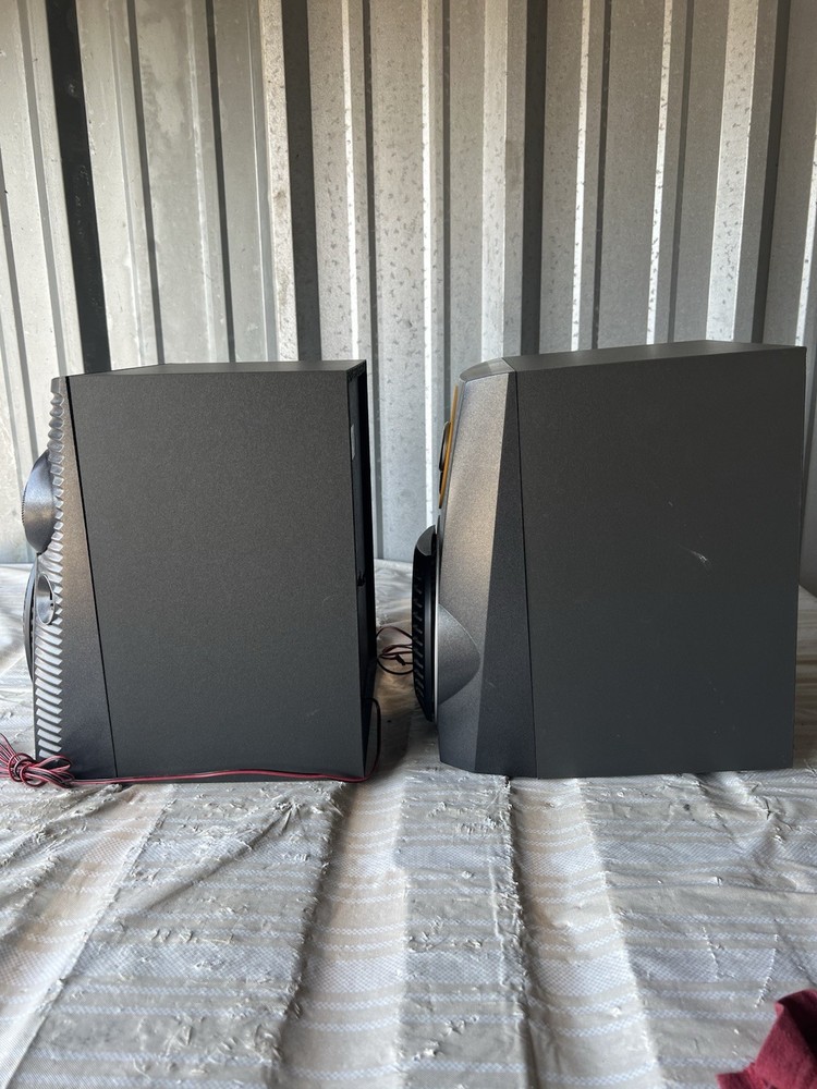 Philips FW-C555 Mini HiFi System For Radio (READ)