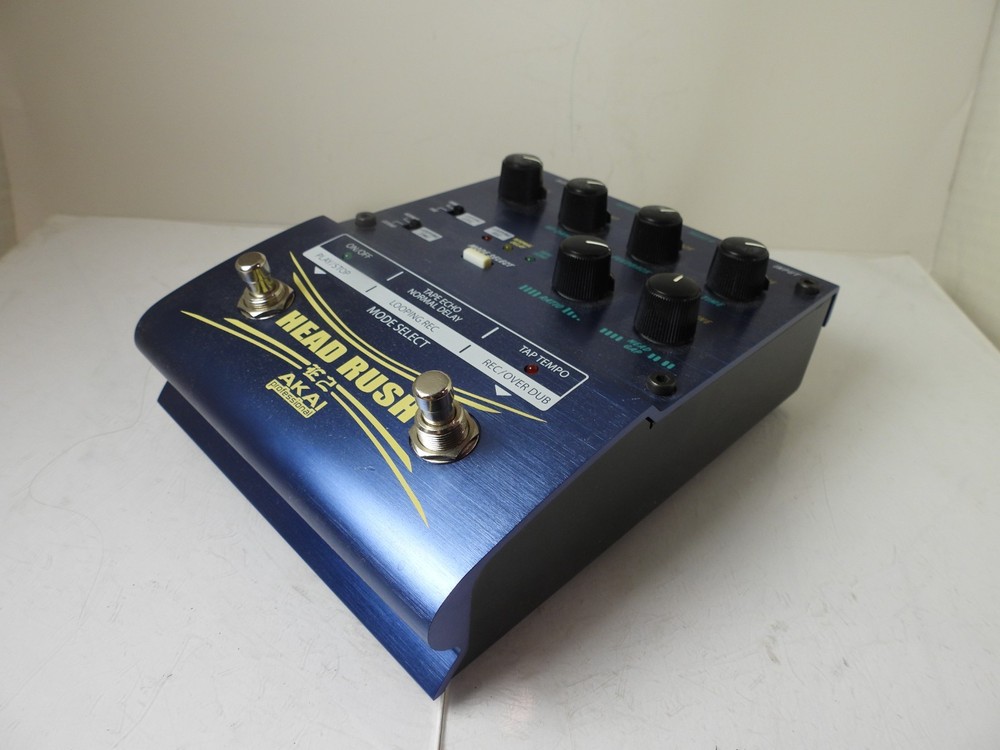 Akai E2 Headrush Echo Delay Looper Effects Pedal Free US S&H