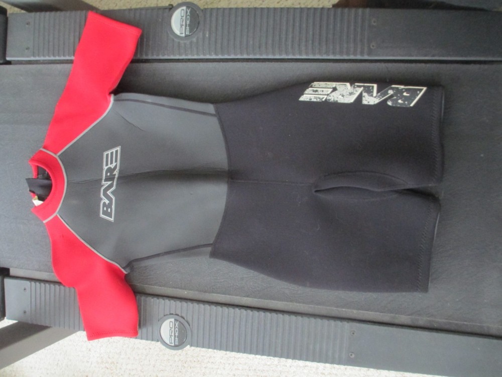 Bare Junior size 16 shortie wetsuit