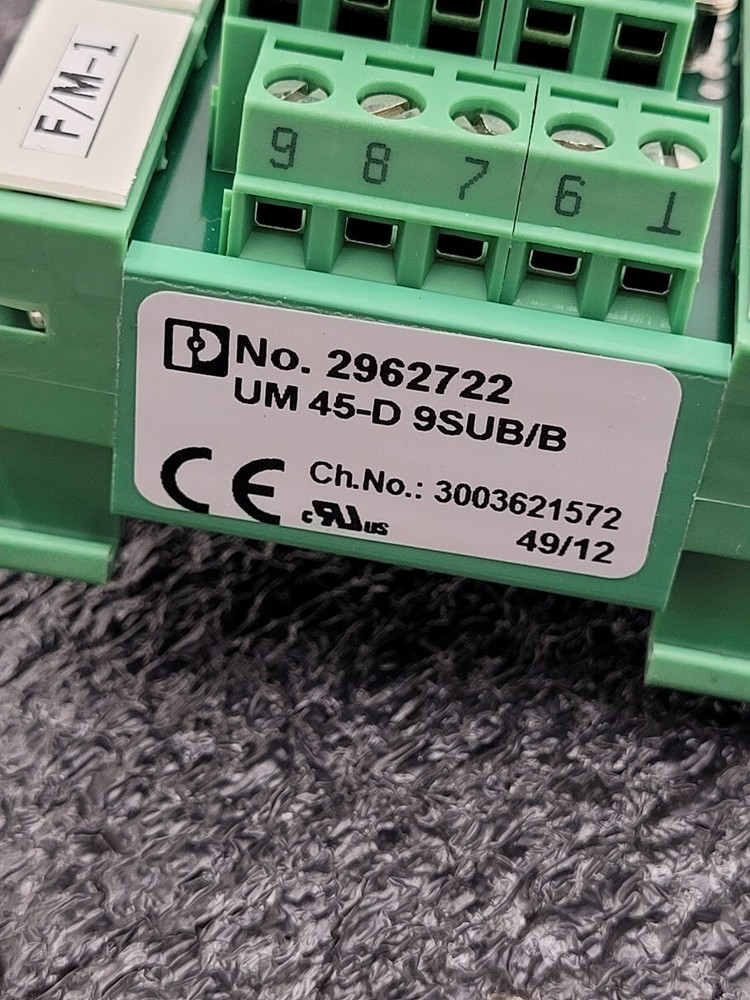 Teledyne HFM-300 Mass Flow Meter Controller 10 SCCM/AIR Working Pull