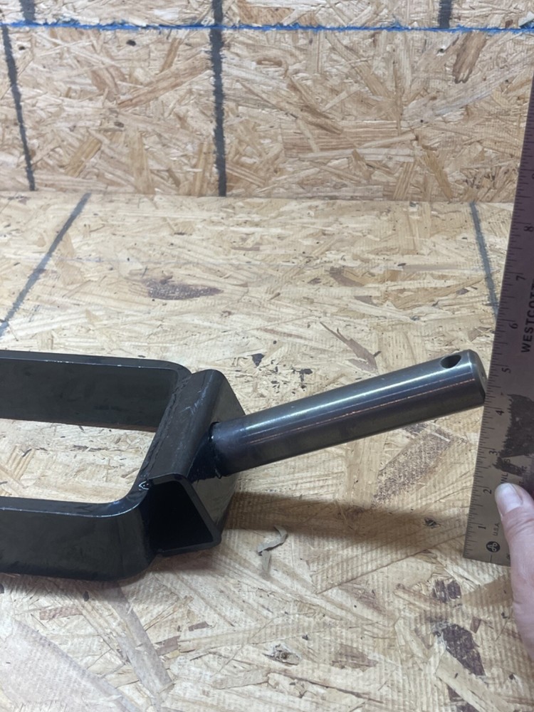 Unmarked Black Wheel Fork 5" wide (H5)