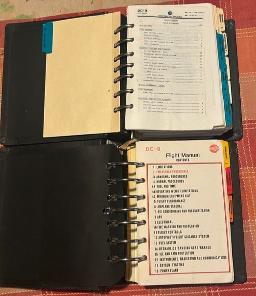 Continental Air Lines DC-9 Operating Manuals