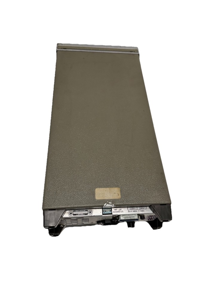 Hp (HEWLETT -PACKARD) 8112A PULSE GENERATOR 50MHz