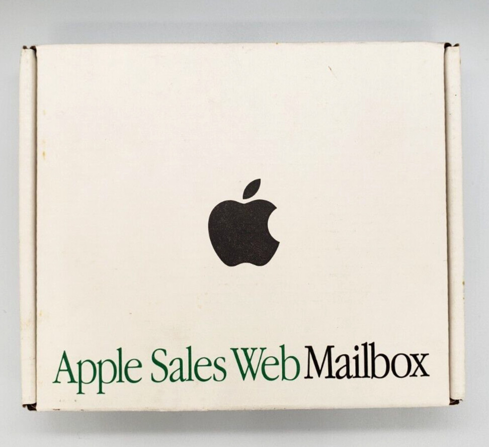 Apple Computer 2 DVD Set Sept 2001 Apple Sales Web Provider Edition Training