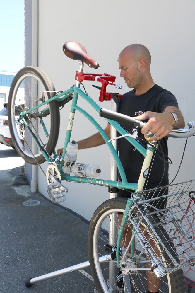 Portable Bicycle Repair Stand