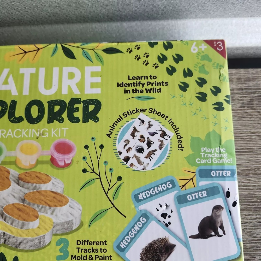 Grafix Nature Explorer Tracking Kit. For 6+. 3 Diff Tracks To Mold & Paint