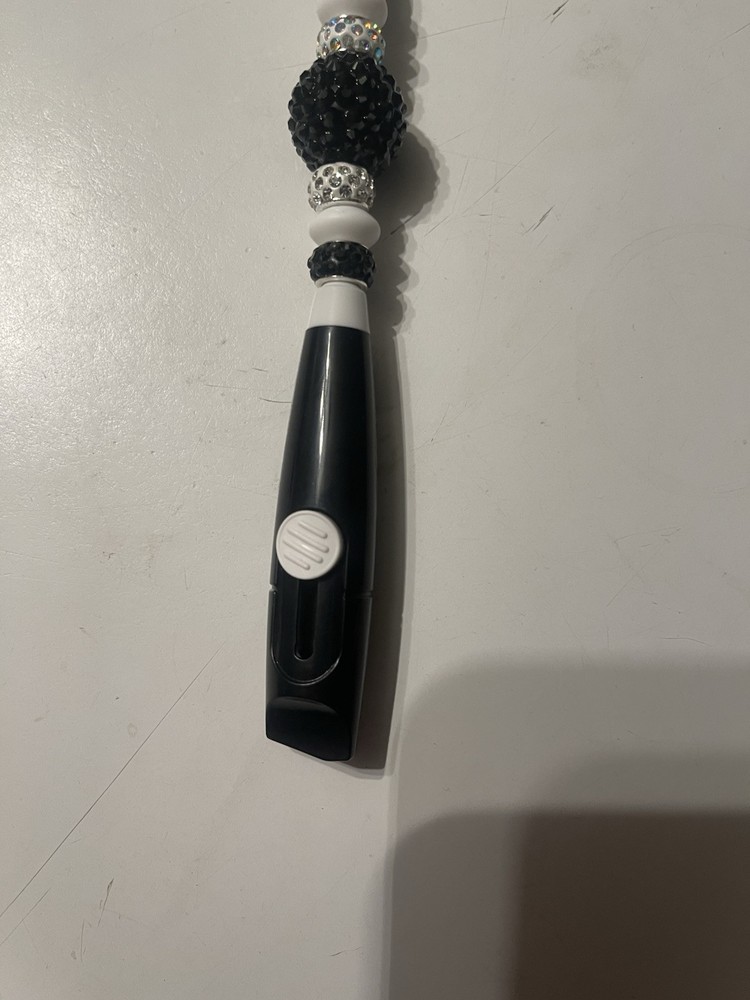 Black Silicone Beaded Crafting Box Cutter