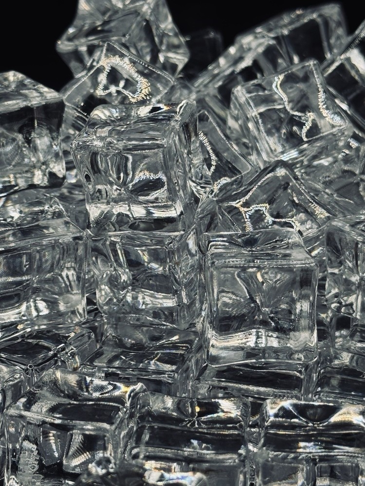 Acrylic Clear Ice Cubes By Pound .75" Cubes Per lb.