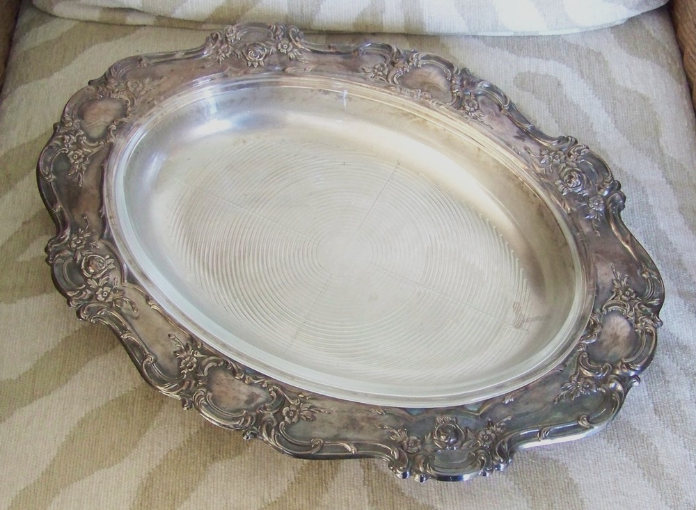 Vtg TOWLE SILVERPLATE OVAL Serving Tray ROSEBUD SCROLLWORK & PYREX Baking Dish