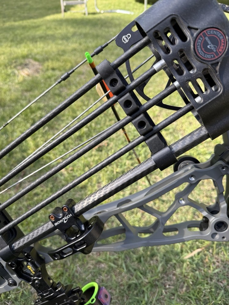 Bowtech SS34 Compound Bow Gray/Black Right Hand w/ Accessories & Rangefinder