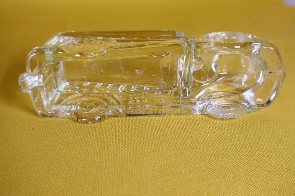 Stough Fire Engine Ladder Truck Figural Glass Candy Container Circa 1940