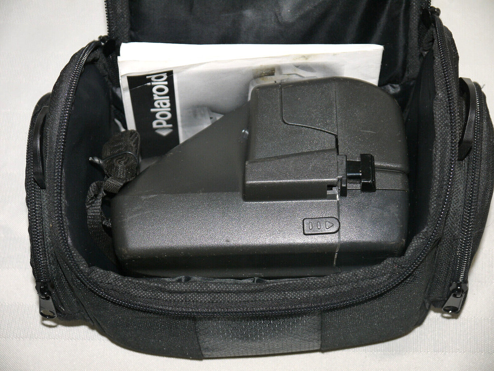 Polaroid One Step 600 Instant Camera with Manual & Case Flash Tested