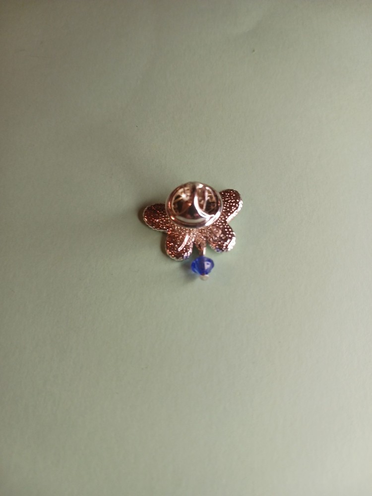 AVON Blue Butterfly Lapel Pin Dangling Bead