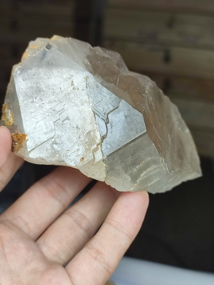 Gwindle Like Quartz Crystal With Good Luster &Nice Growth-Pak