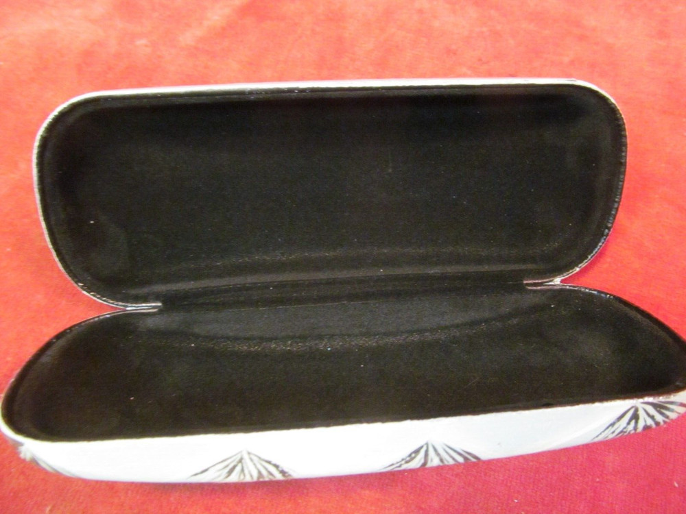 HAND PAINTED TIGER EYEGLASSES CASE