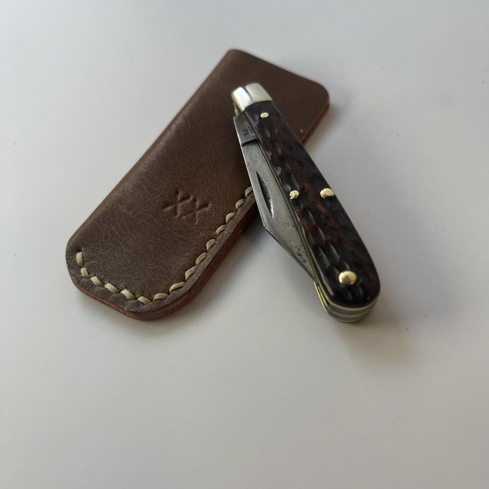 Case XX Tadpole Leather Slip