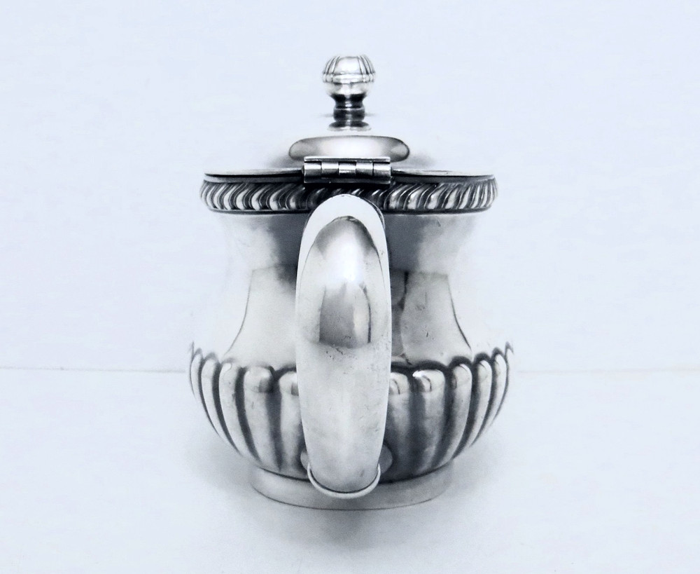 GORHAM SILVER SOLDERED WWI–INTERWAR USN OFFICERS’ TEAPOT HORIZONTAL EAGLE CREST