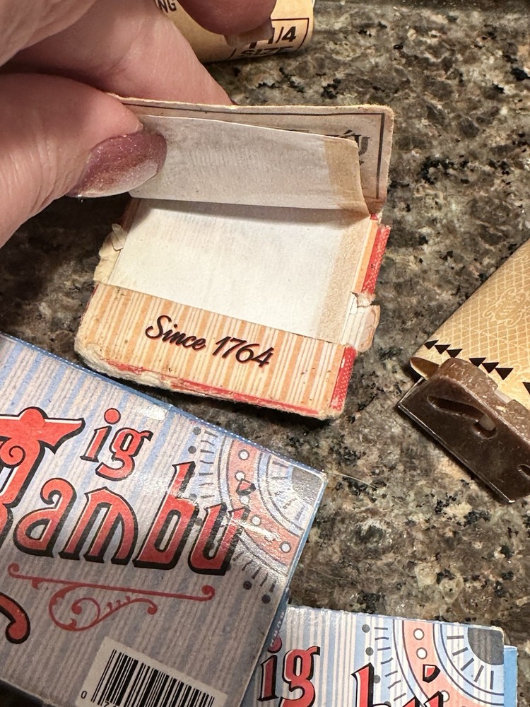 9 pc x Bambu and Other! Rolling Papers 100% Authentic Bambu Classic Papers USA