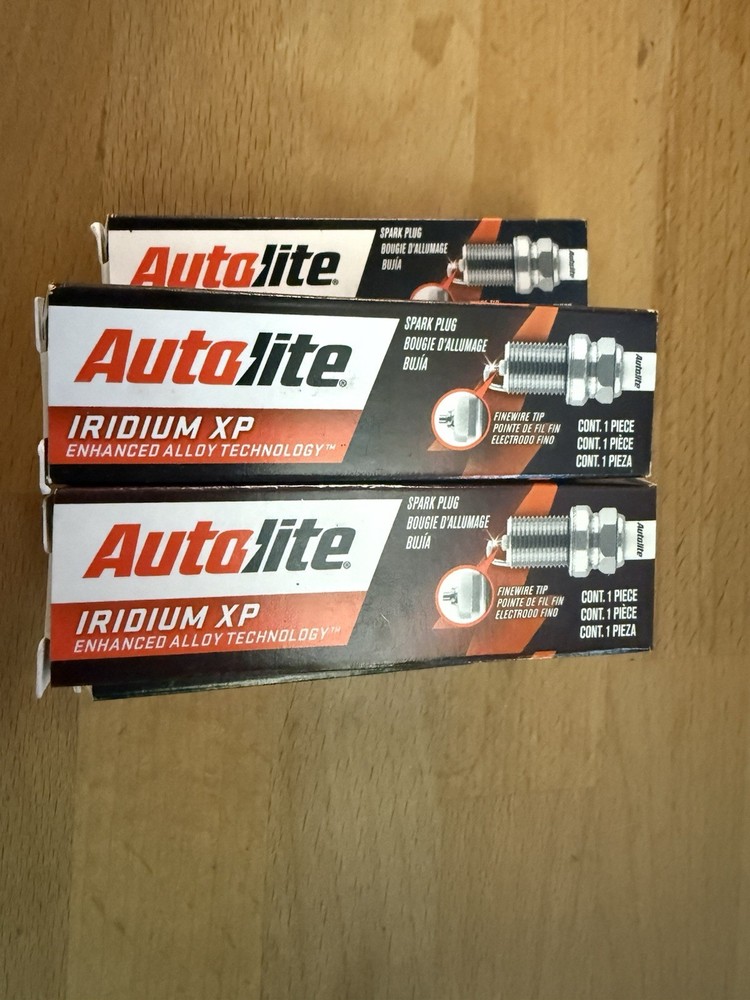 5 AUTOLITE IRIDIUM XP5363 Spark Plug NEW