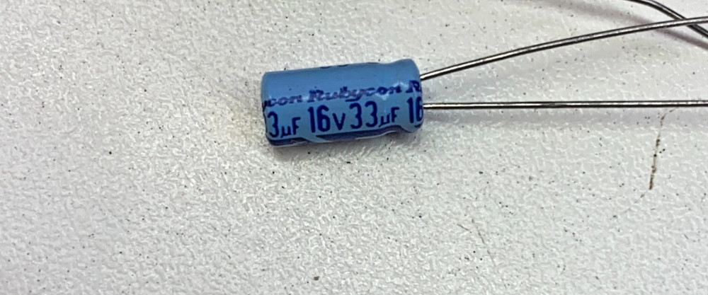 25x Rubycon 33uf 16v radial capacitors caps QTY 25pcs *