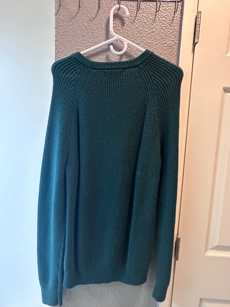 Men’s Dark Green Pullover Sweater