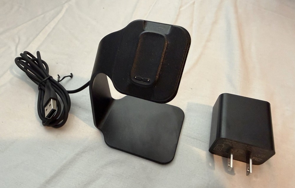 Charging Stand Dock Replacement for Fitbit Charge 6, Charge 5 and Luxe