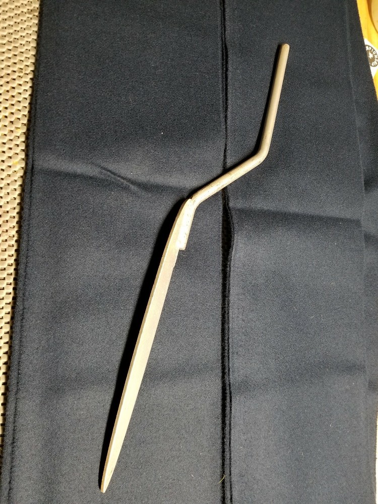 Pool Table Rail Featherstrip Puller Tool