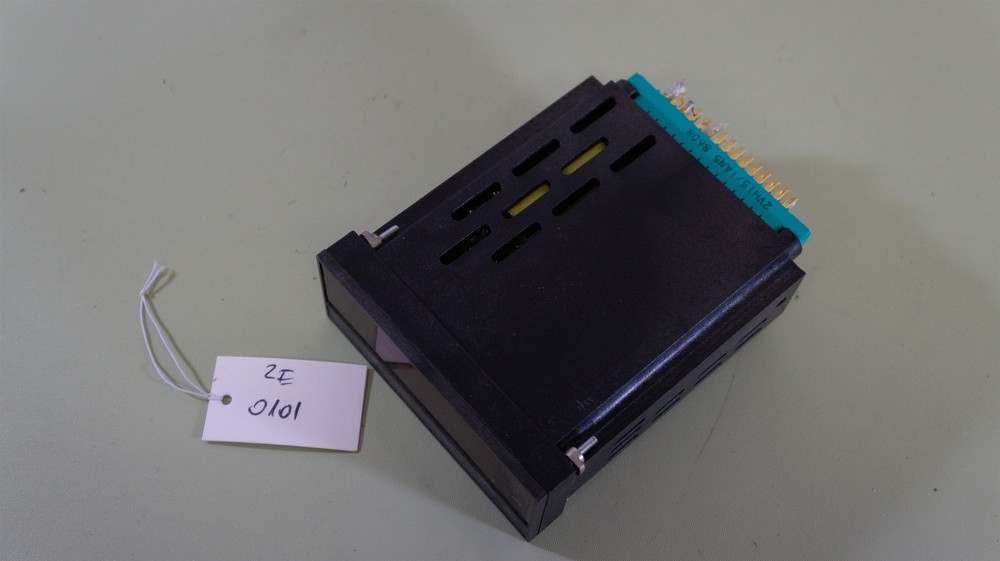 Weston M-2470 Panel Meter