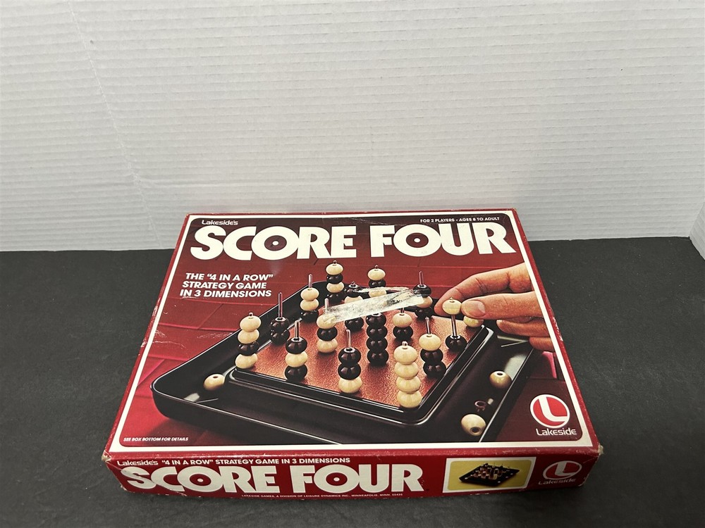VTG. 1978 LAKESIDE 'S SCORE FOUR 3D GAME
