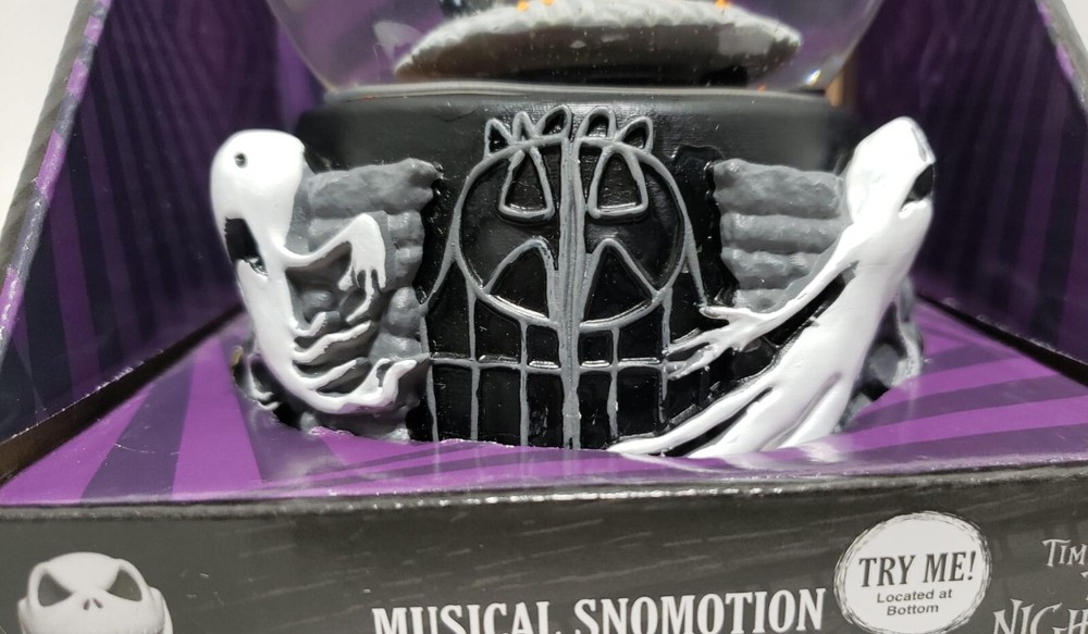 Nightmare Before Christmas Jack & Sally Musical Snowmotion Globe