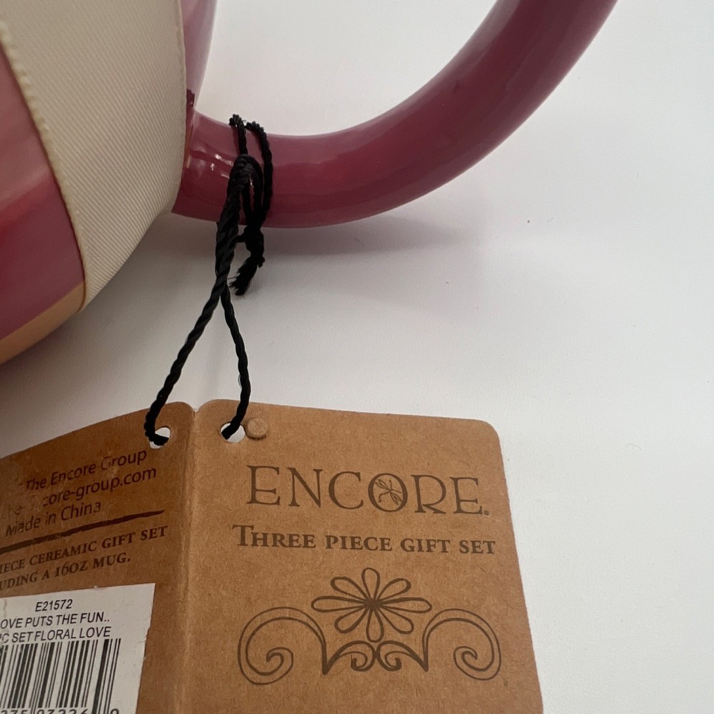 Encore Ceramic 2008 Three-Piece Set Mug 16oz, Baking Dish, Microwave Safe