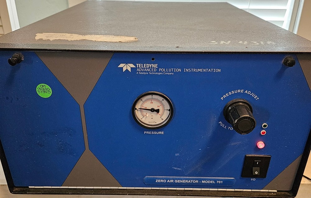 Teledyne 701 - Zero Air Generator